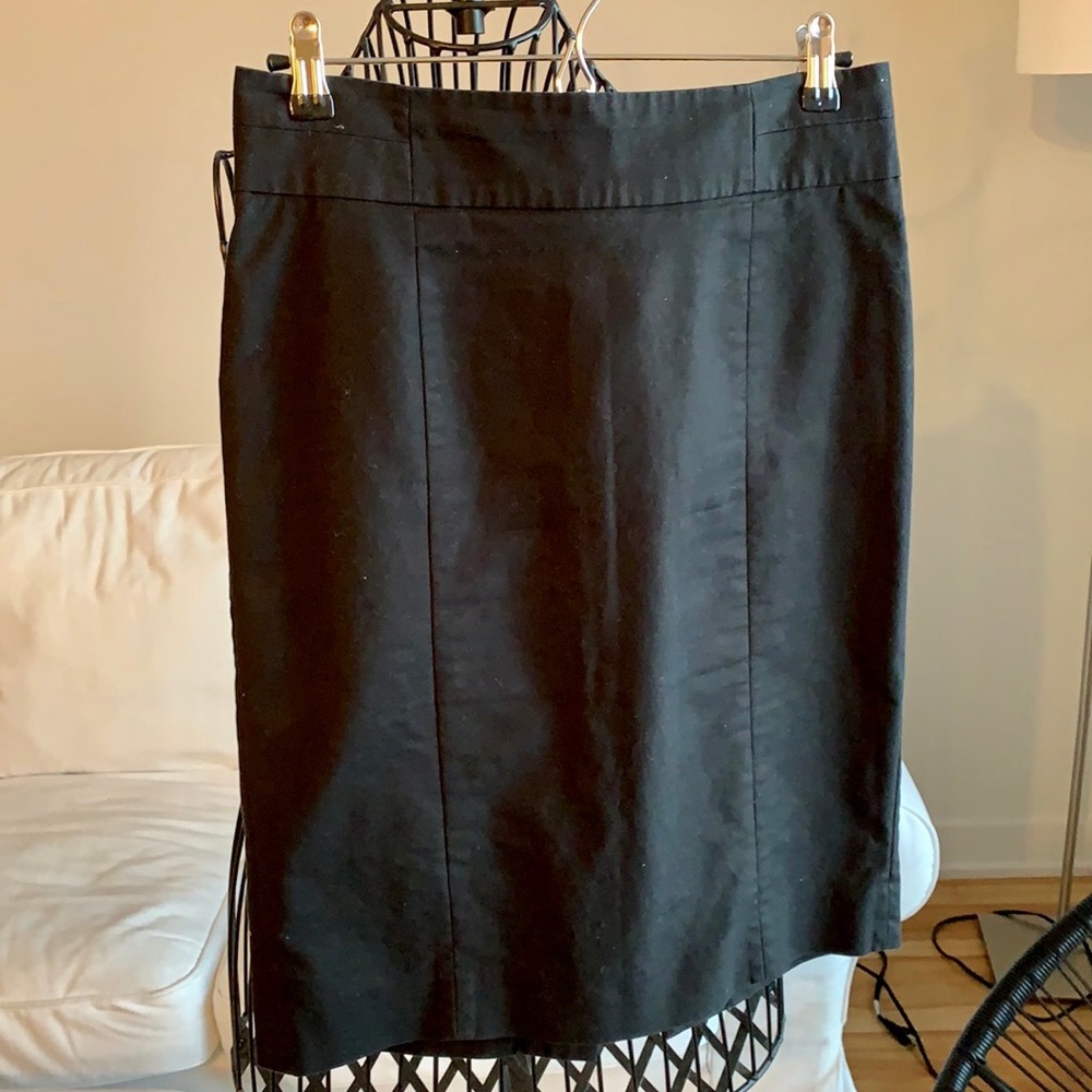 Black pencil skirt